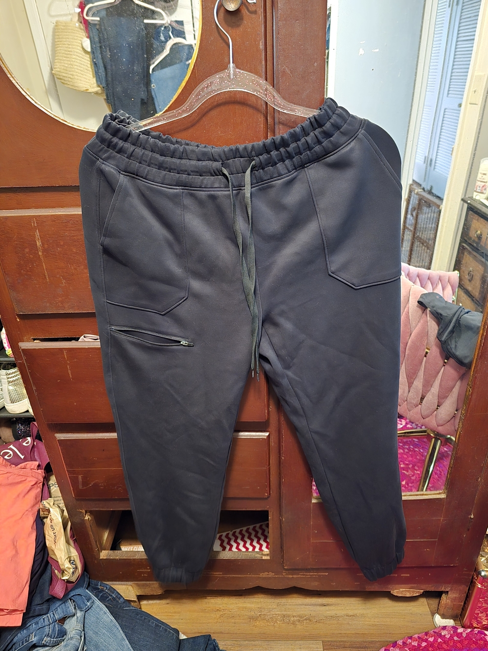 Women's Black Elastic-Waist Jogger Pants with Zip Pocket